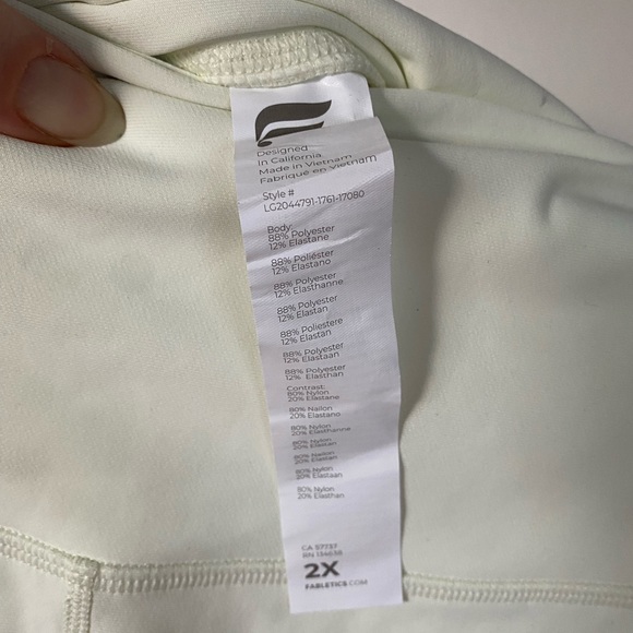 NWT Fabletics High Waisted Cold Weather Reflective Leggings XXL 2X Plus - Picture 5 of 6